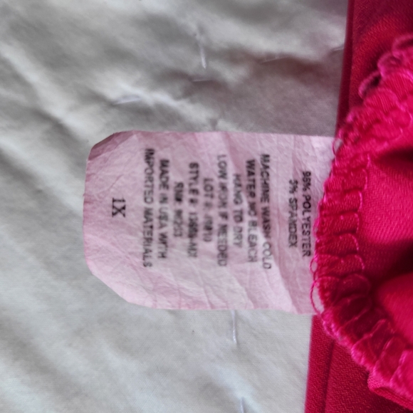 Tiffany And Grey Woman's Pleated Fushia Dress Size 1X - Picture 4 of 4